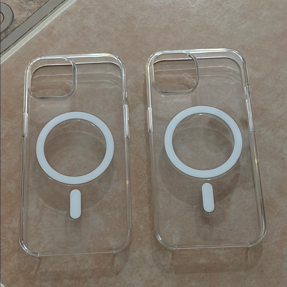 Clear Phone Case with MagSafe Compatibility iPhone 15